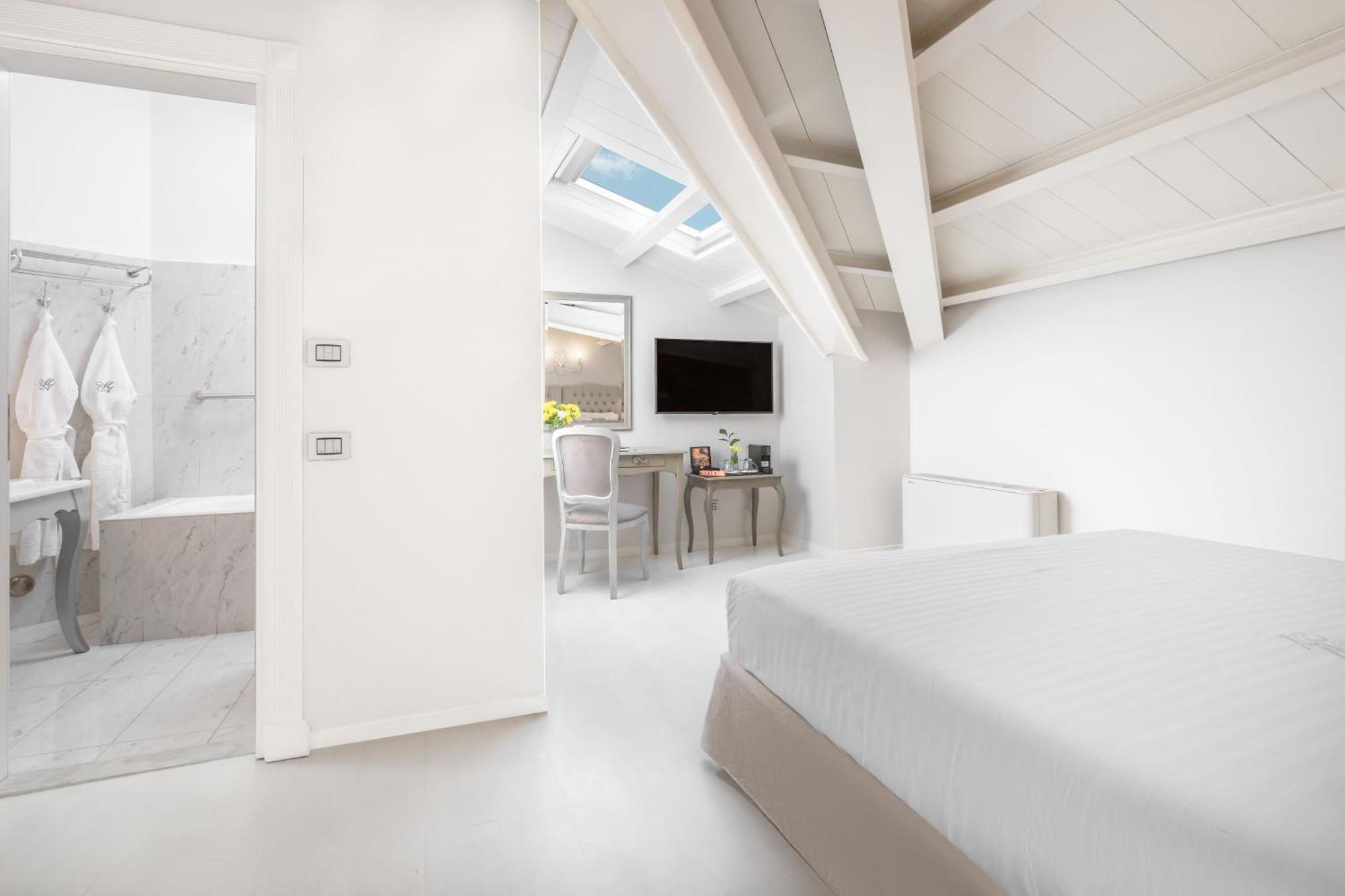 Micra Anglia Boutique Hotel & Spa Ándros Exteriér fotografie