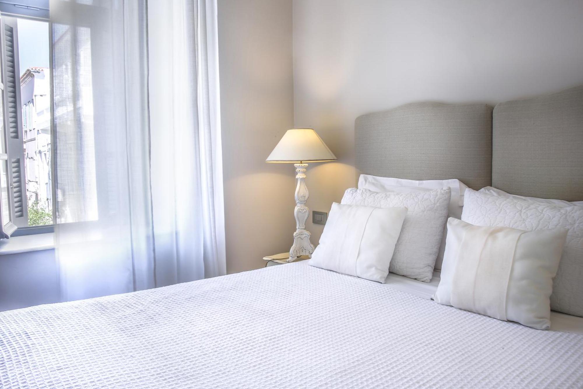 Micra Anglia Boutique Hotel & Spa Ándros Exteriér fotografie